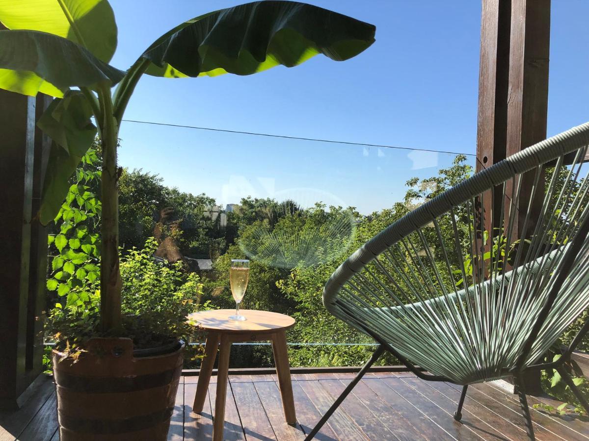 Pergola House In A Green Oasis With Fantastic View Appartement Petrovaradin Buitenkant foto